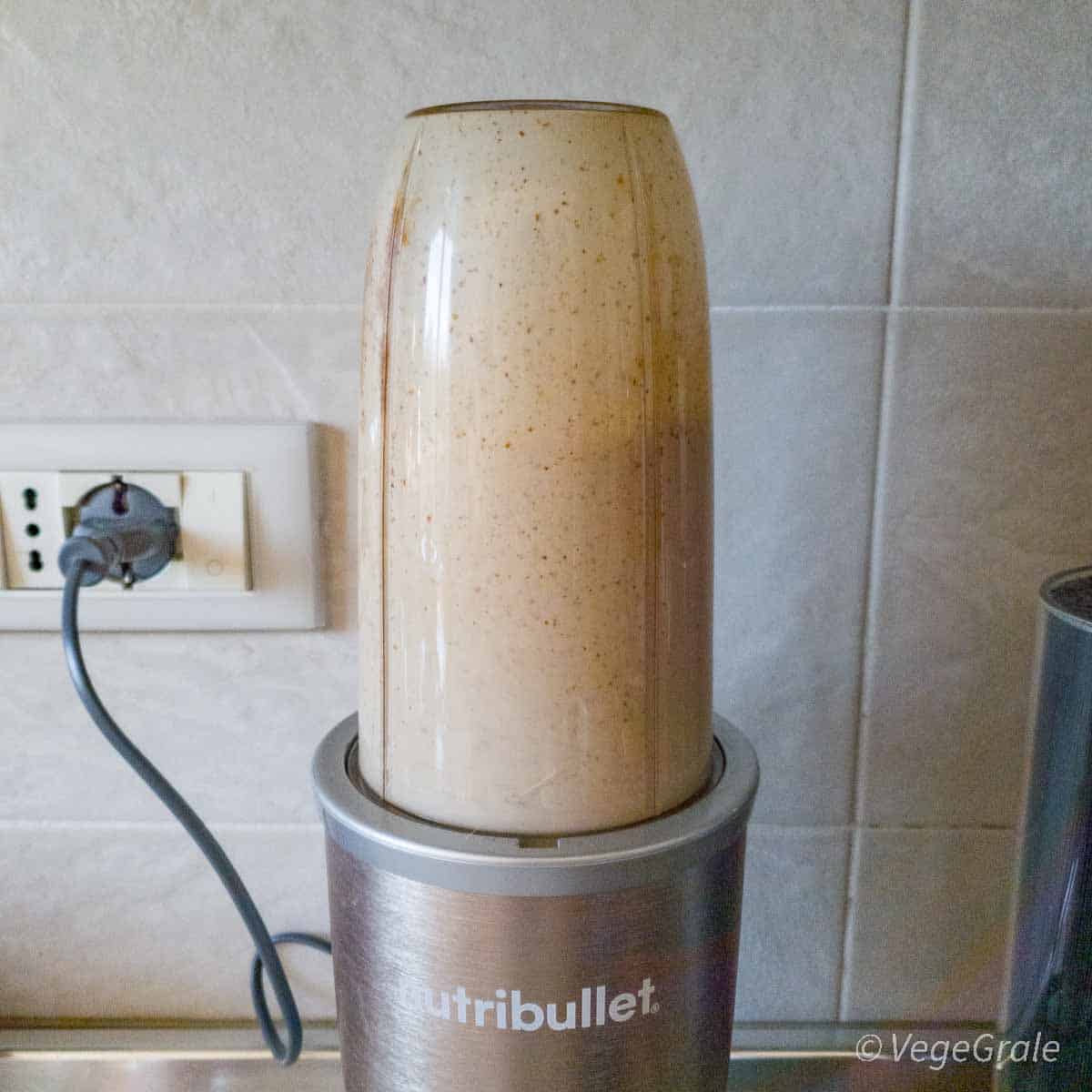 Nutribullet 900 compatto ideale per smoothie e salse vegetali